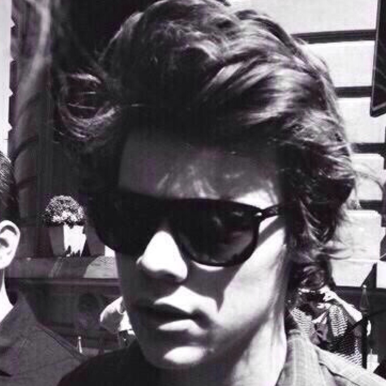 Please follow @StrawZarryPie instead of this account. Thaaaaannnkks. xx