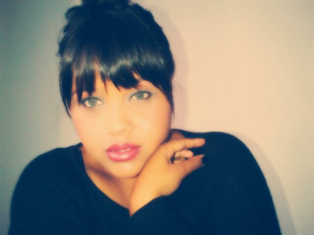Love child of an artist and an optimist, Amateur photographer &  graphic designer, lover of all things hip hop, easy going and down to earth
