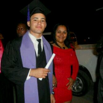 Yeferson_08's profile picture.