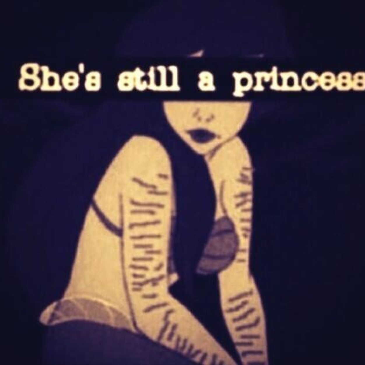 sheilatakeaabow's profile picture. we're not broken just bent
i need someone 
~16, clumsy and shy. broken hearted and i break the skin on my wrists and thighs regularly~