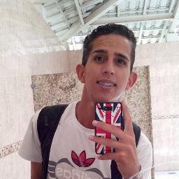 Aquariano , Carinhoso , Alegre ,  , Chato , Teimoso mais Sincero , Quer mais ? Segue .