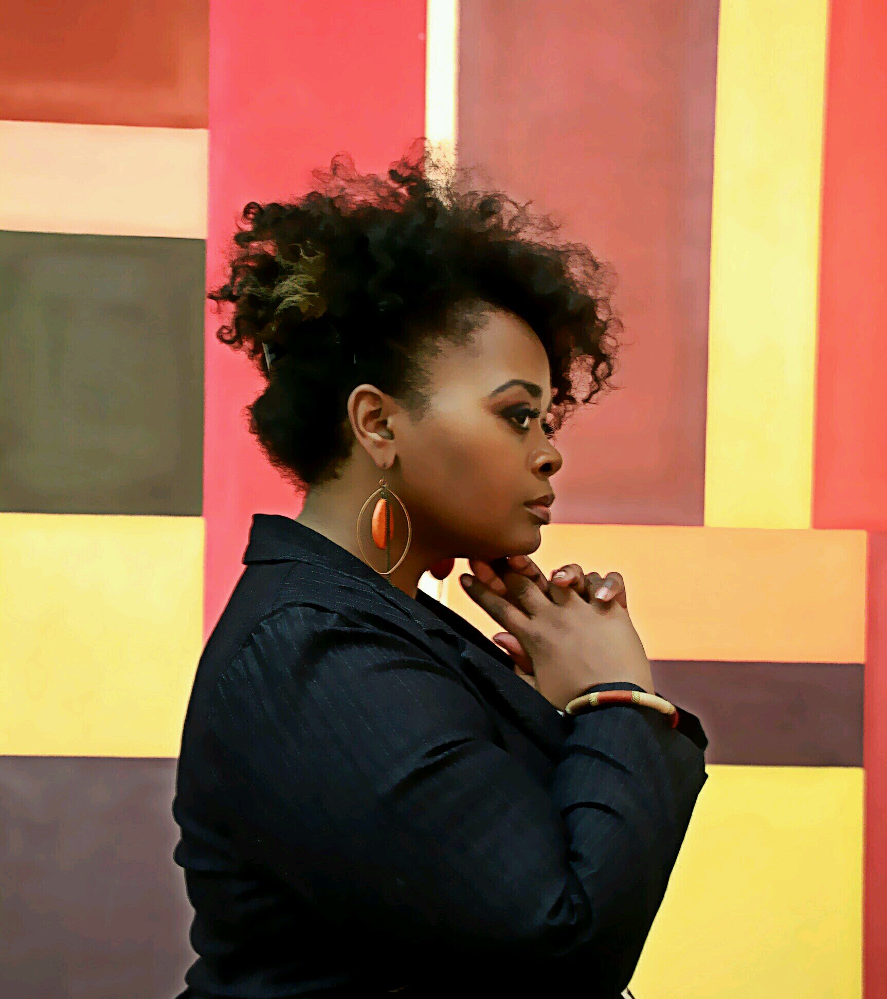 Sweetesttea's profile picture. Moved by Joyce Kennedy.
Based in Jazz and Soul.
Raised by Blues, Country, Chamber and Pop.
Trained in the Classics.
Fed by corn. Do you love music too?