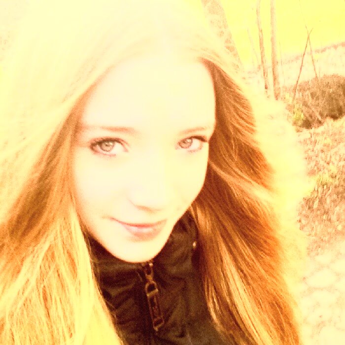 Muss wahrscheinlich einen neuen Account machen ._. Dann unter dem Namen : sarah luisaaa:D