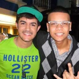 O sorriso mais lindo @Benatti_Oficial , o olhar mais sincero @Duduzinhomc. Amo vocês de corpo e alma!