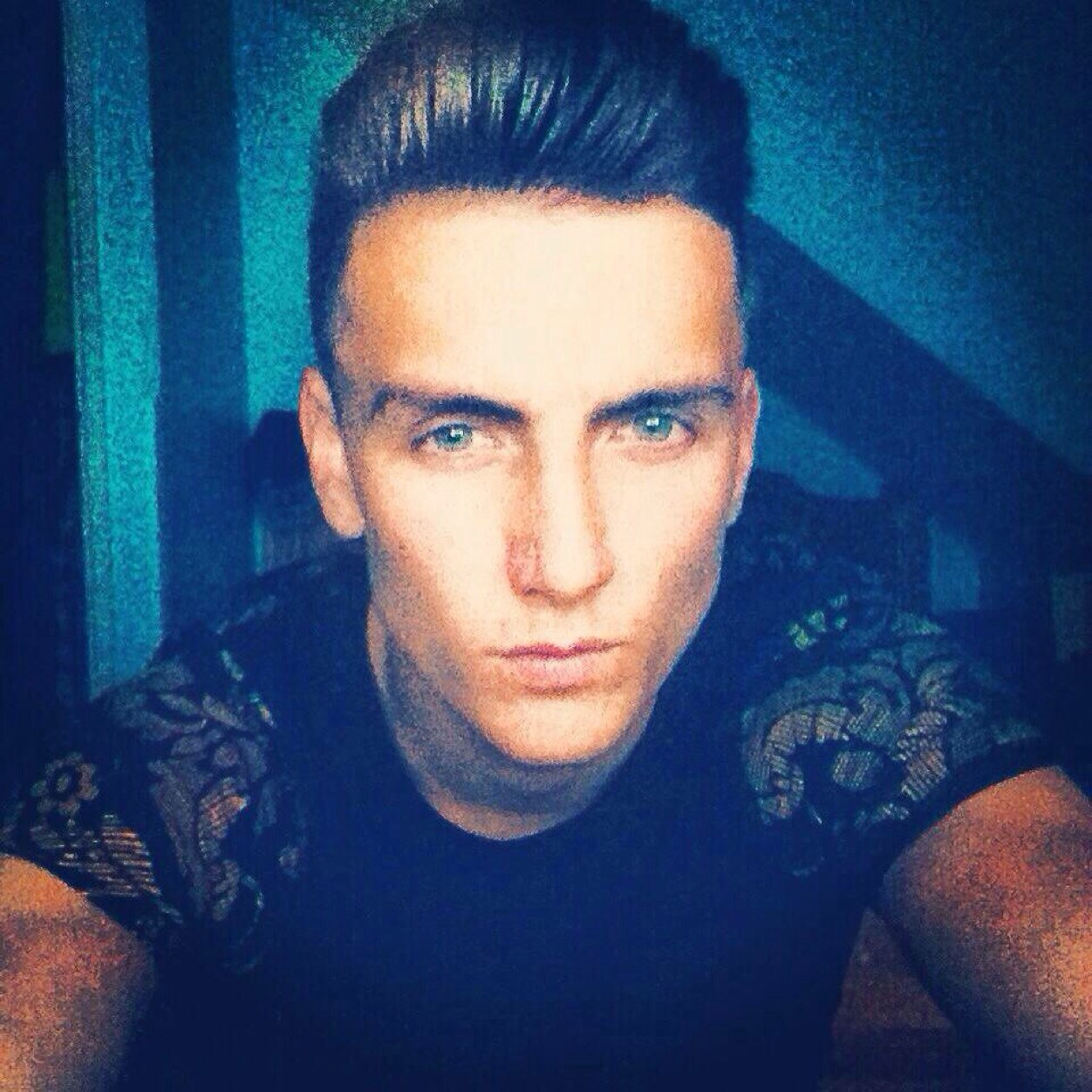 AndersonOlly's profile picture. If you dont like wiz we cant be friends