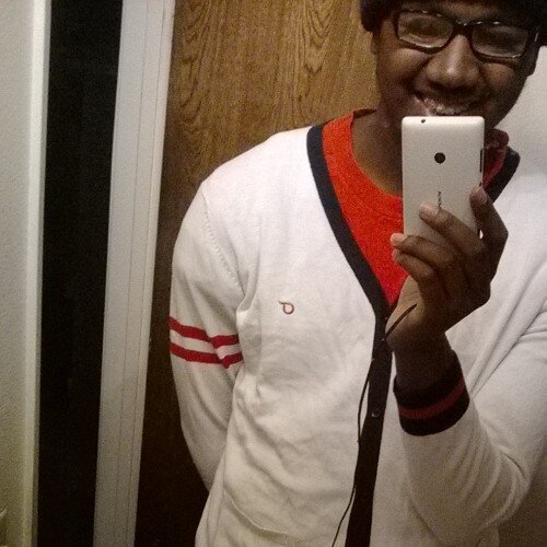 #TeamMixed #Forever20 #MusicLover #Sportsmaniac iG: Athletic_Poet kik:forever_athletic20 Volleyball #5 basketball #6 football #11 and soccer #7