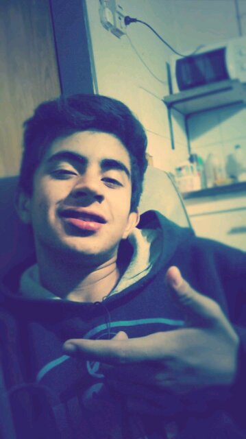 faacuu_tolosa's profile picture. Yo Fumo Faso Y Tomo Vino(; tooi Feliz Con Mi Destino :D