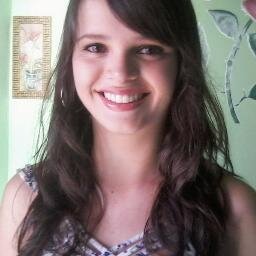 Gaúcha, fanática pelo meu Inter, pelo @pretinho_basico e completamente insuportável. Depois não diga que eu não avisei ;P