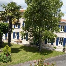 A lovely complex of 5 holiday homes in the Charente Maritime France. http://t.co/FuzeSAf5bm
Come and join the fun!