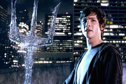 Medio hermano de Tyson,Novio de Annabeth y amigo de Grover