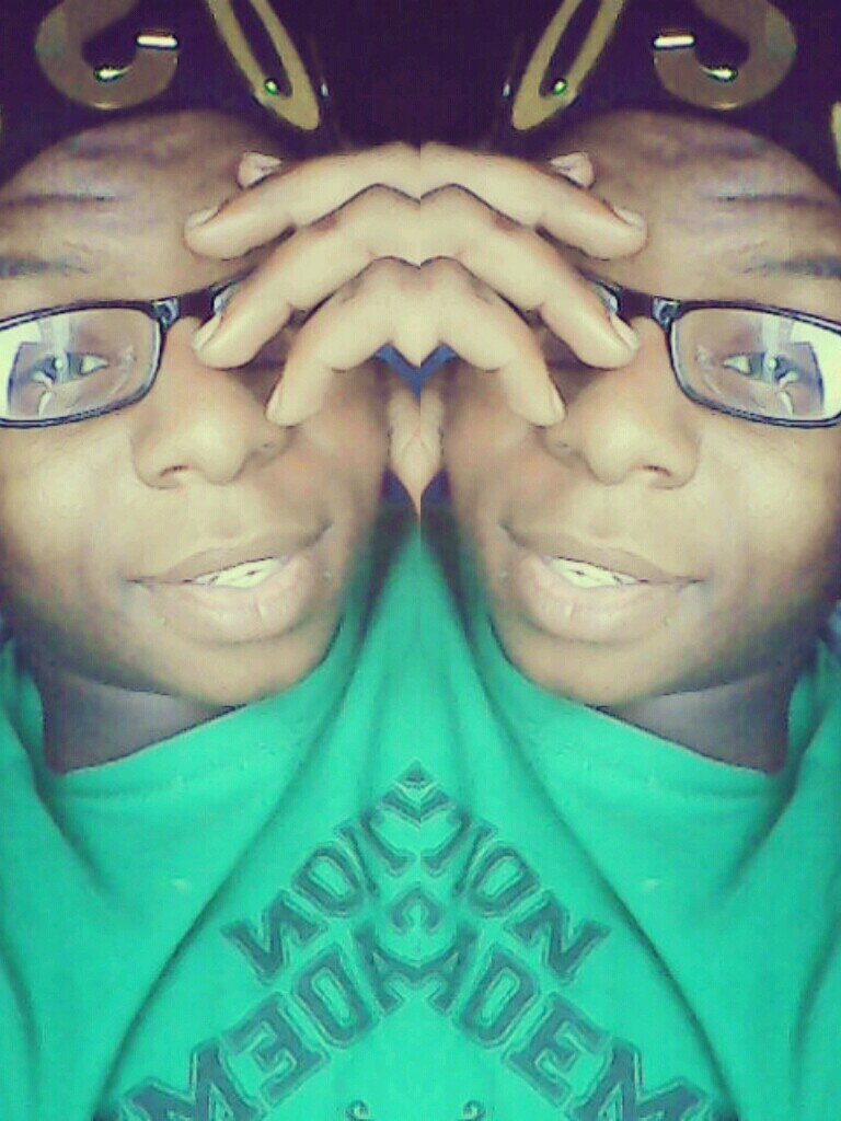 Crowned_Vixen's profile picture. Follow Me On IG :) bossyrozayybitch