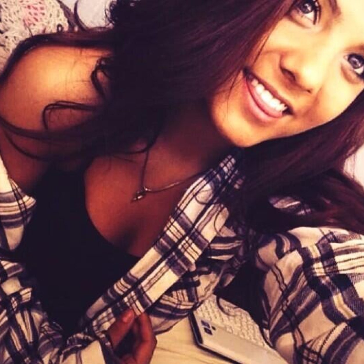 sarah_madriz's profile picture. 17| Cheer| Workout