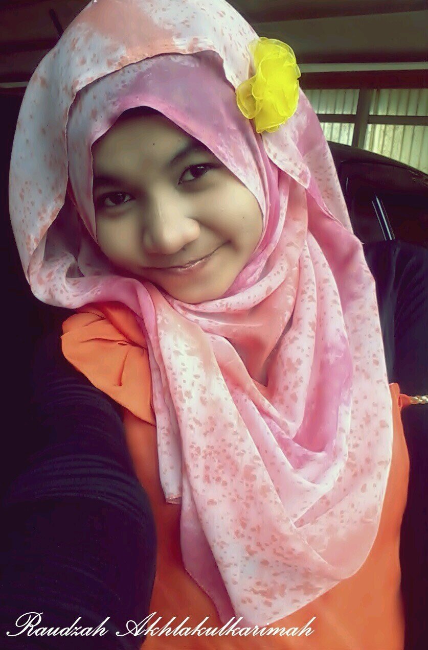 Annyeong :) | K-Popers+K-Dramars :D | Exo-LSonELF | Line WeChat Instagram: ozarauzha, Path: Rauzhaa Akhlakulkarimah | Communication Sciences at Unsyiah'12
