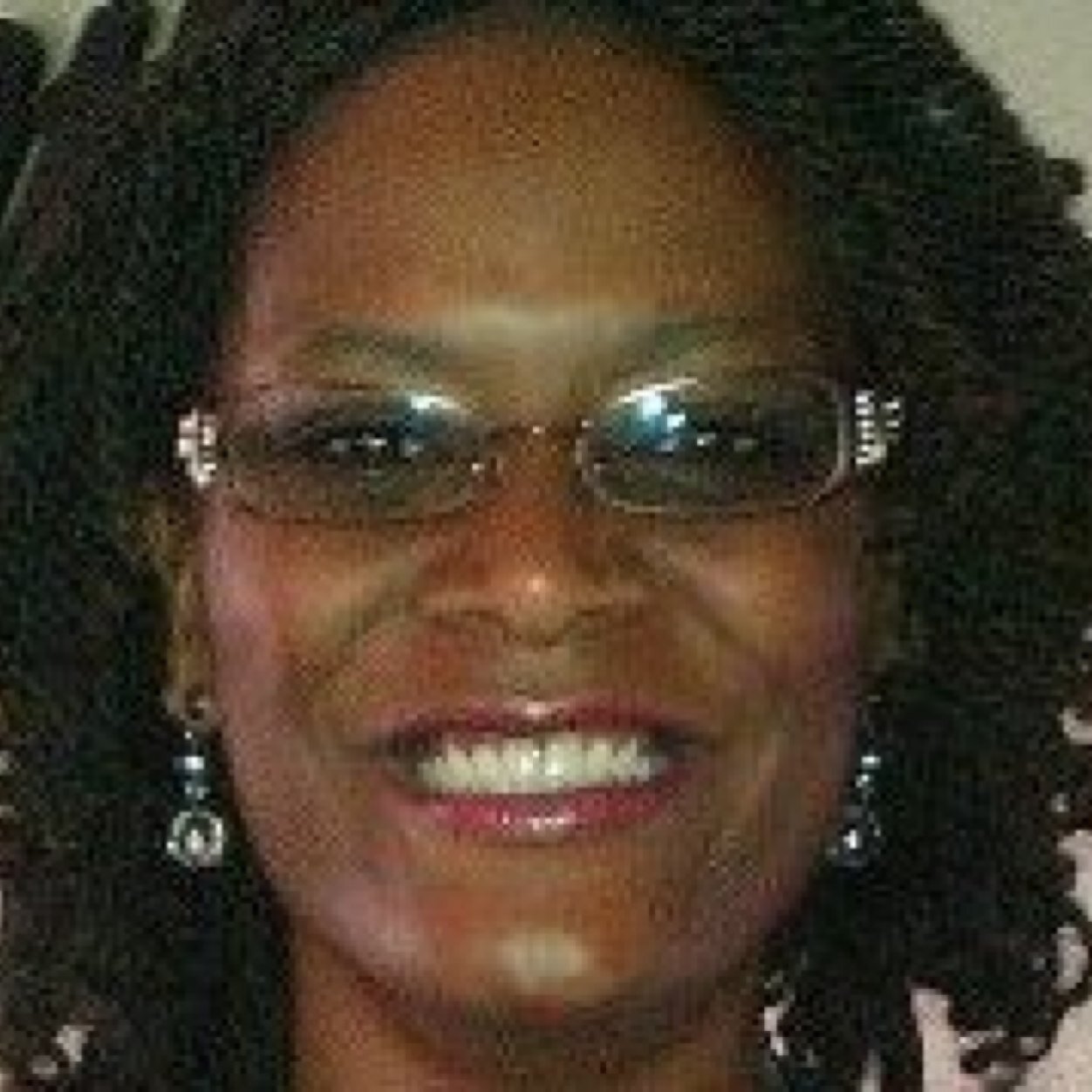 janell1621's profile picture. 