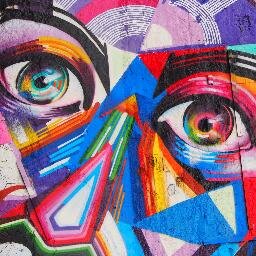 L'être humain me passionne autant qu'il m'effraie.  Aller au delà de la porosité de la vie...  créer, rêver, sentir.  Mon site : https://t.co/qeYt5NG05l