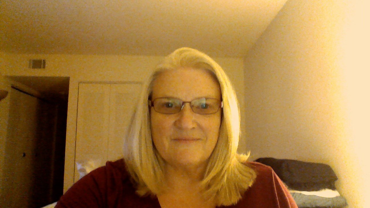 Retired Federal Service, now working as contractor. Grandmother of 5 great grandchildren, Enjoy traveling and seeing the USA!!  Hope to do more of that soon!