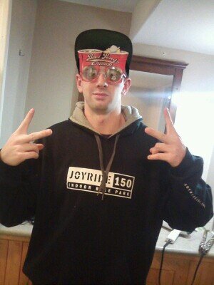 I'm 21 and I'm ex professional call of duty player I ride Bmx and I love being with friends and family I love my fans.GT M99 Barrett