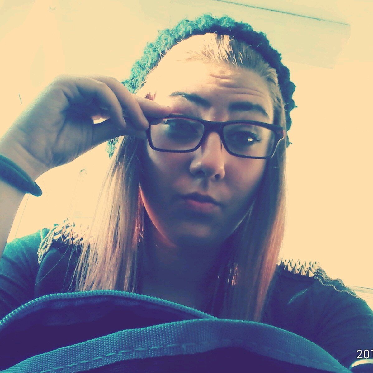 Bele ruze, bele ruze opet cvetajuuu...