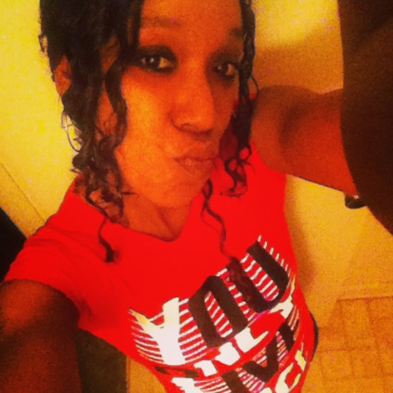 Im jus a laid bak person. I have 3 sons... Devonte', DeonQuez, an DeMaria whom I luv wit all my heart. They're my world...