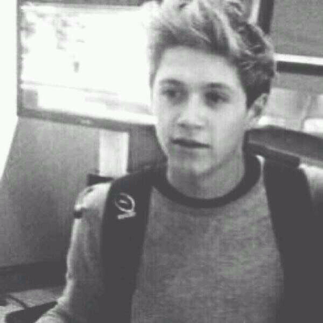 Hiiiiii go follow @stripteaseharry