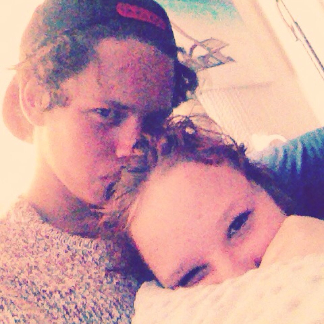 Shiiyt_it_Samm's profile picture. Sometimes i feel like i'm here to stop the water from seeping through the cracks of the world and drowning us all.