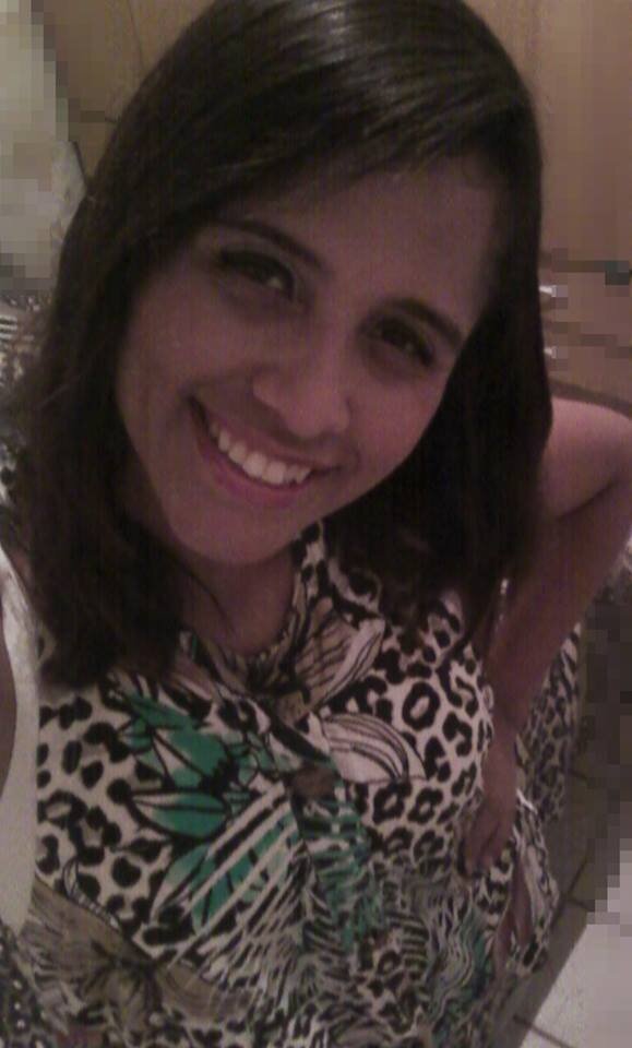 AllanaLins18's profile picture. Você sabe que está no caminho certo quando perde o interesse de olhar pra trás..