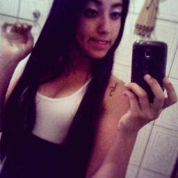Impossibilitada de noticias sobre mim :P 
Segue que eu sigo de volta ^.^ ;;