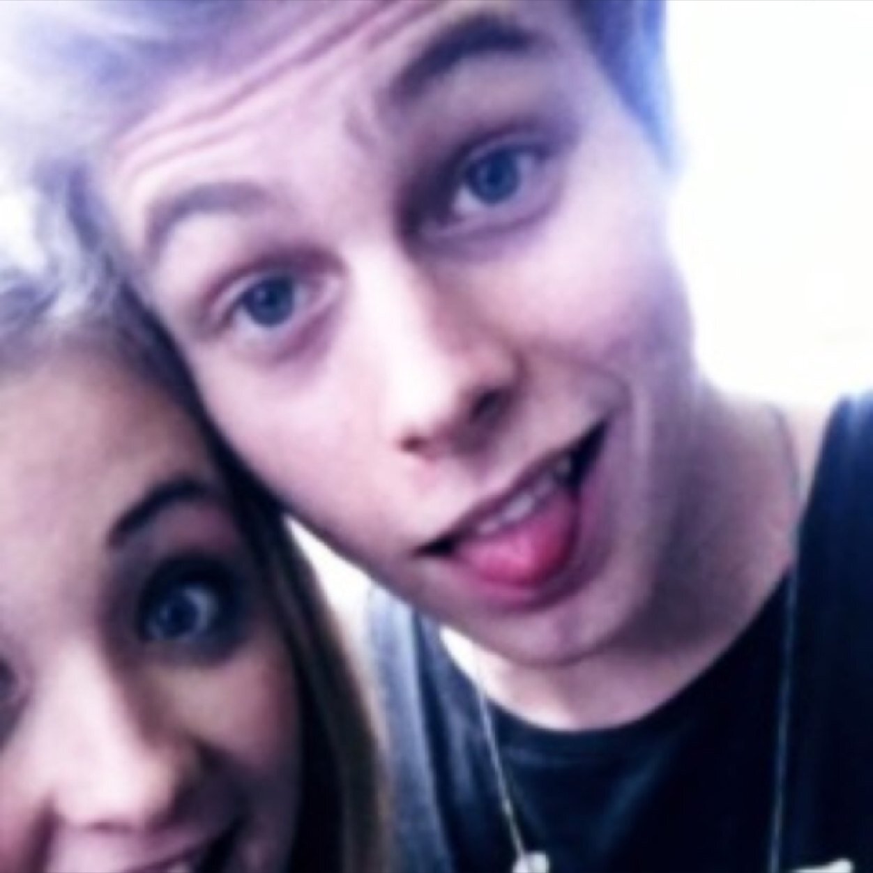 ❃ I want 5sos right now, come on ❃