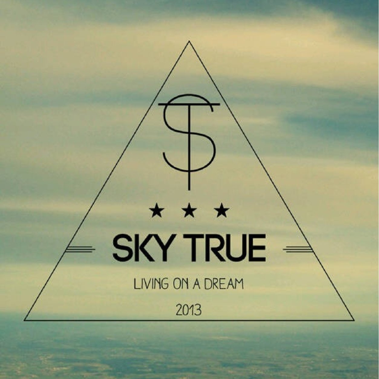 CLOTHING BRAND - STREET WEAR WhatsApp / LINE / IG : skytrue_brand | West Jakarta - Indonesia sky.true@yahoo.com