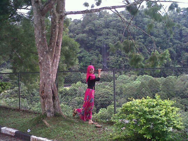 16-07-1992|DIII-Manajemen Perbankan Keuangan Syari'ah '10|FO at FS IAIN-SU|♡ Allah SWT. , ♡ Mom&Dad|_Man jadda Wajada_