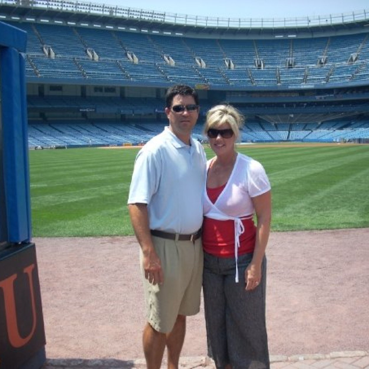 Believer, Husband to Julie, Dad to Patrick WKU Grad , Grayson Belmont Grad, Dresden Titans Basketball, Scottie Anne Belmont, Hoops junkie, Titans & Braves fan