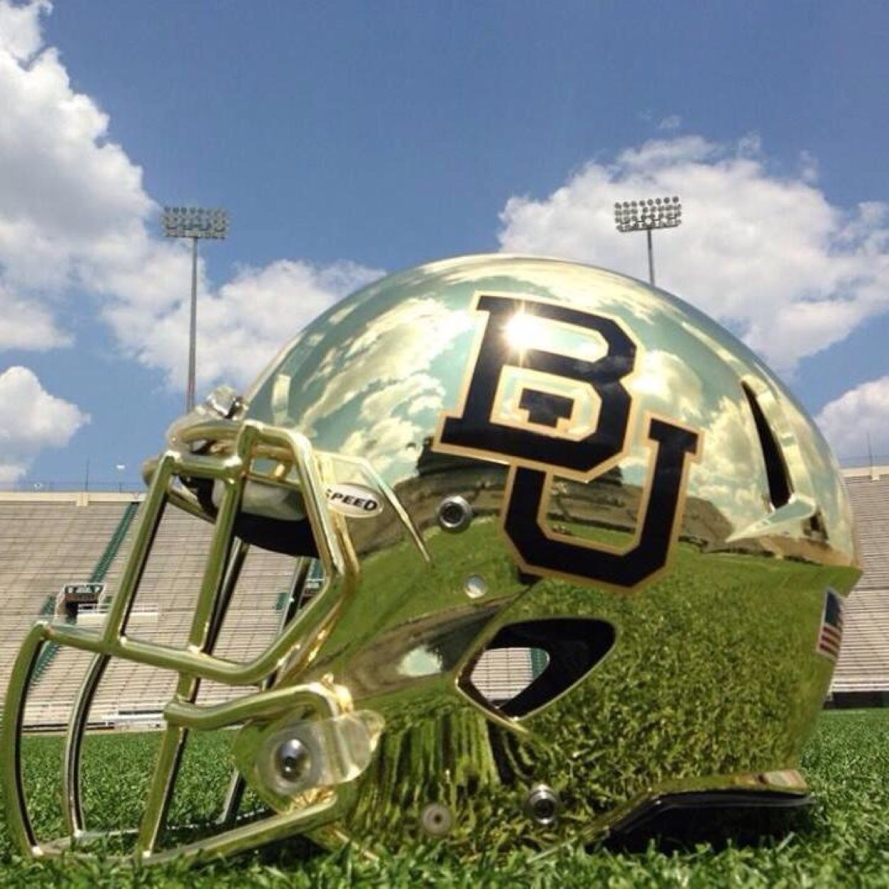 hmhixson's profile picture. 