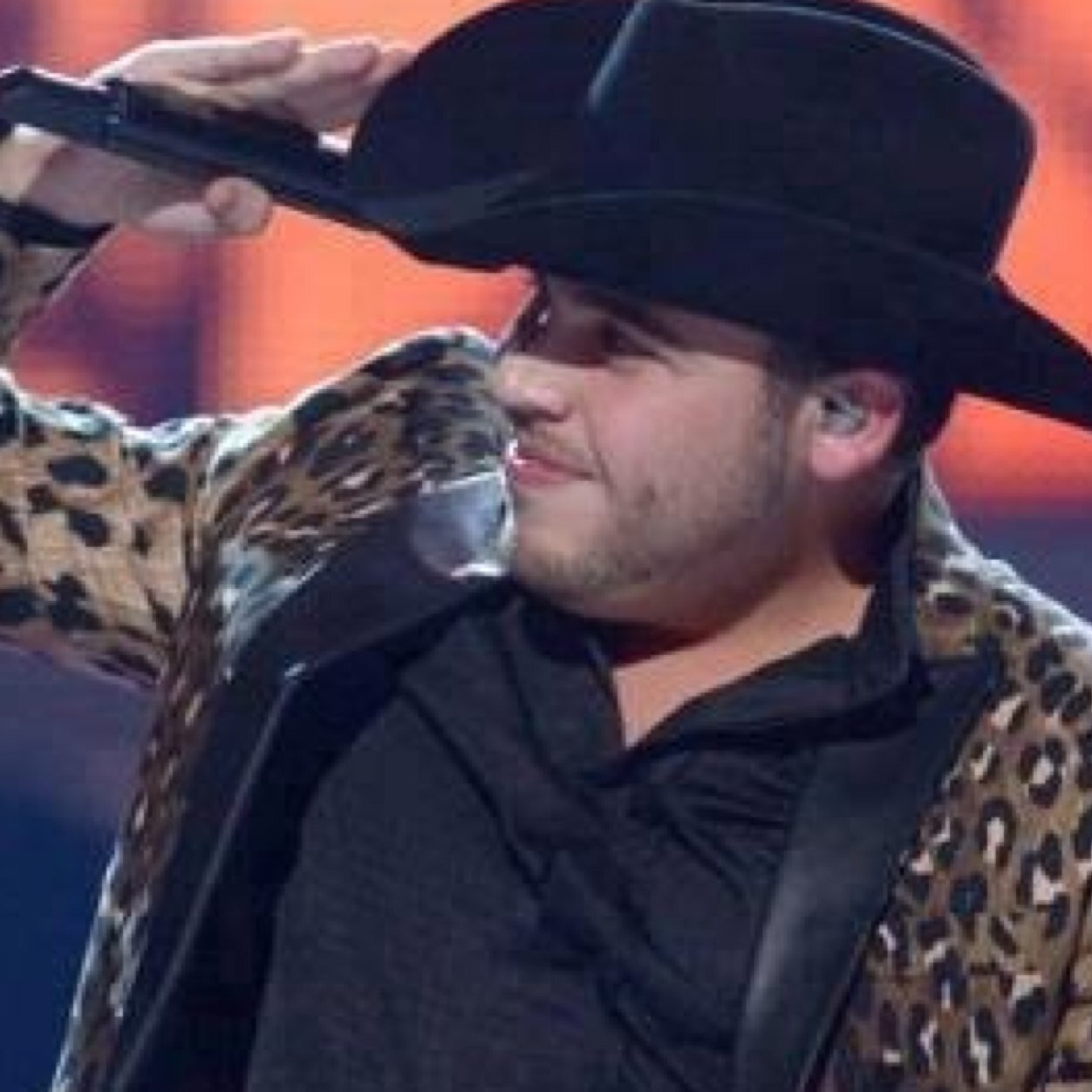 Club de fans dedicado @gerardoortiznet te queremos muchos te estamos apoyando al millón cuentas con nuestro apoyo en las buenas y en las malas