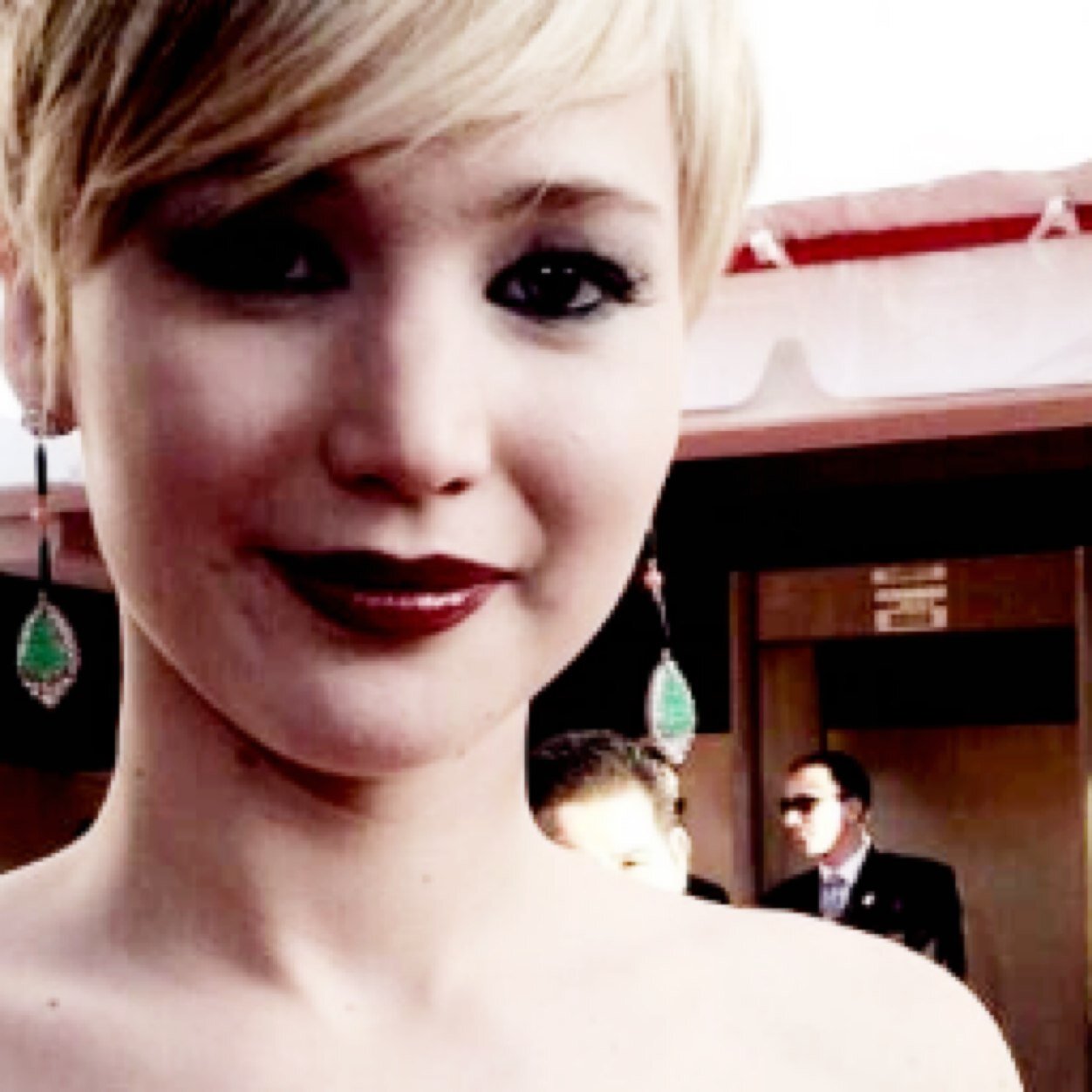 kind_crazy's profile picture. Gleek, Tribute, VampireManiac, Divergent, Caster, Klaroline, Potterhead, Flou, Navi, hooligan, Twilighter, Hunter and more ✌️✌️