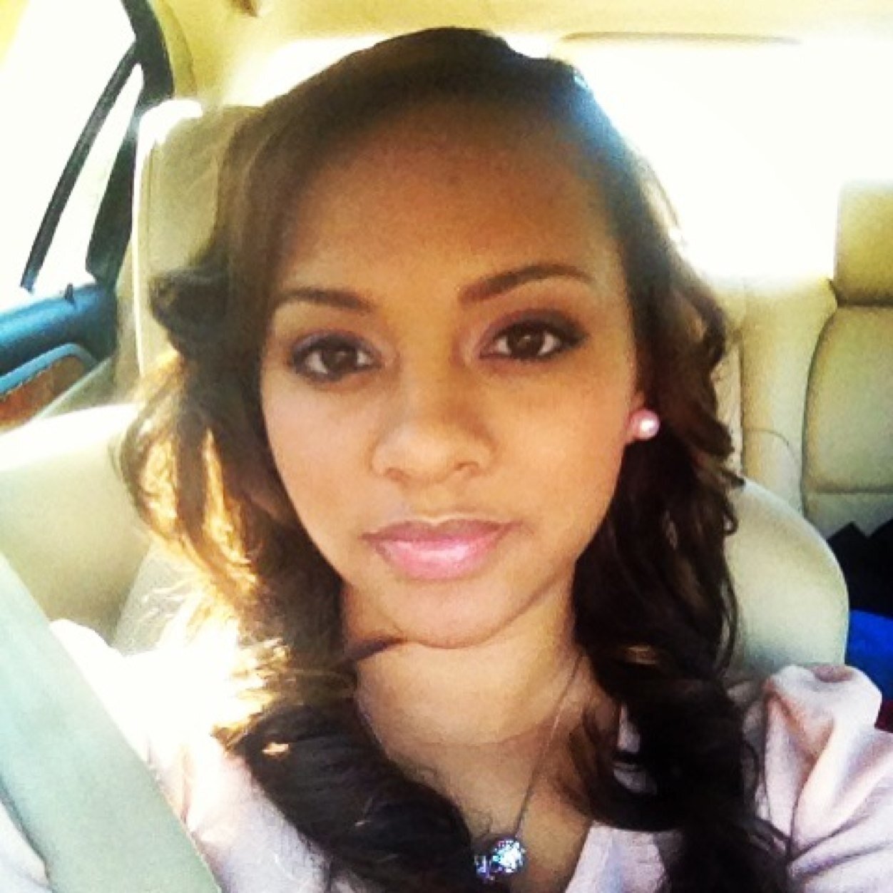 u_heartVee's profile picture. Wife Mother  Kingdom seeker. Southern bell .