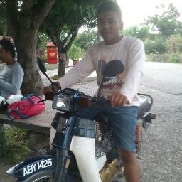 Tetap menunggu someone..