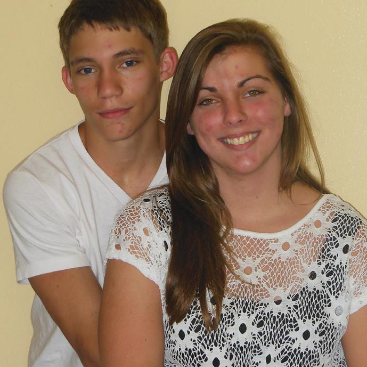 Hey, Im Shawn. I am a knife enthusiast who loves reading, tricking, parkour, and spending time with my girl.