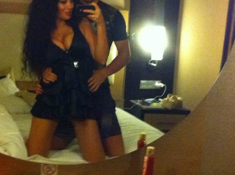 LissieMacGlasri's profile picture. I hate those moments right before you go to sleep, when you are forced to think about all the things you tried so hard to forget.