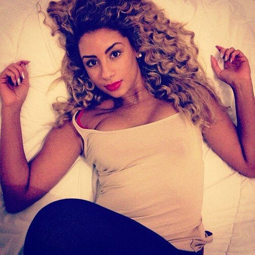 KristiKrisch's profile picture. I don't want anyone else to have your heart, kiss your lips, or be in your arms. I don't want anyone to take my place.