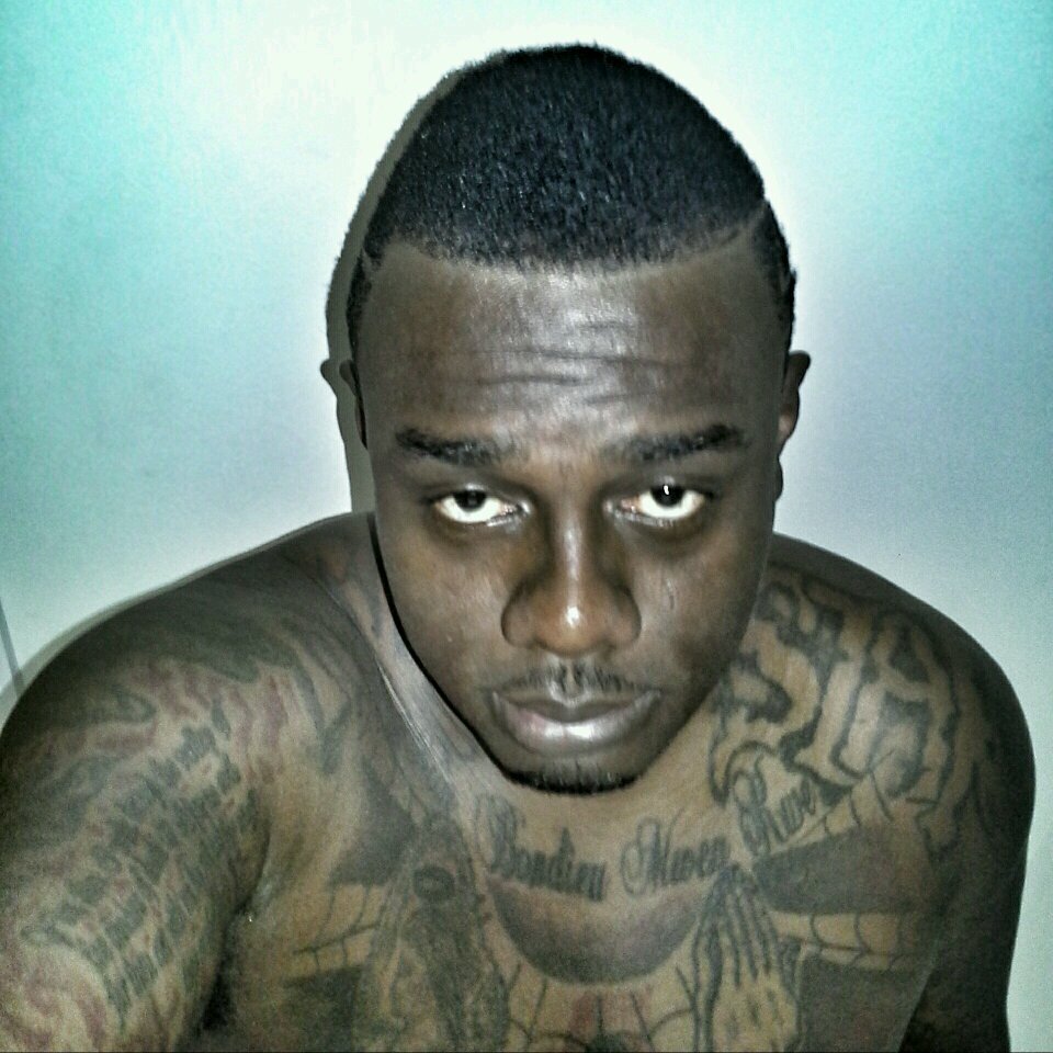 IG:mac_charles FB:mac imtatted charles #FAMILY #Tattlife #piercings  #Bahamas #zoelife #party #242 #art
