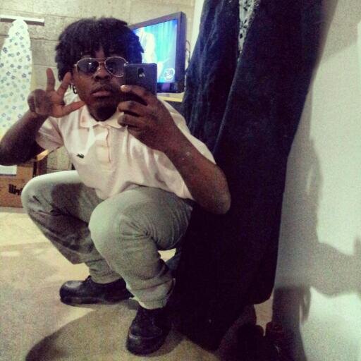 LIVING THAT BOSS LIFE. NEED ME A BOSS WIFE. FAST MONEY IS MY JOB, BUT THATS JUST MY LIFE!!