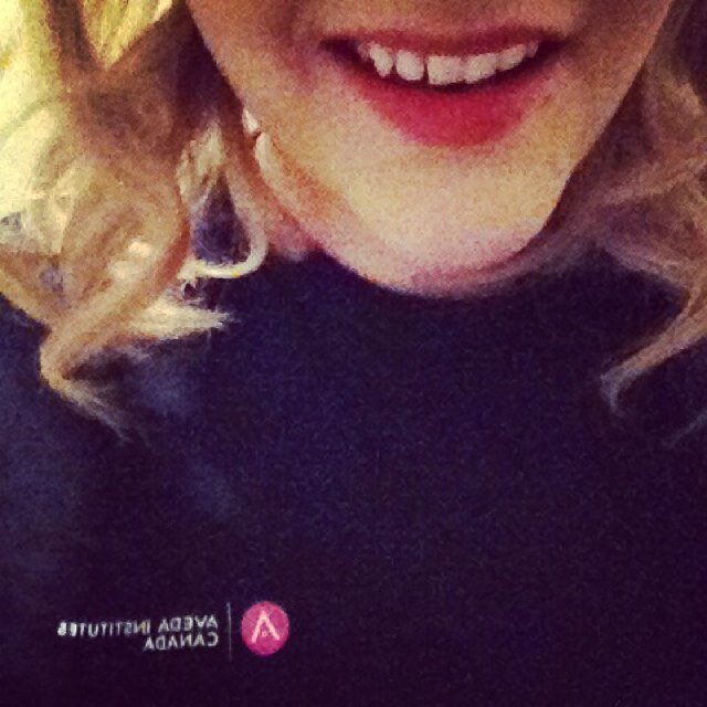 StylistStudent's profile picture. A #HairSchool student in downtown #yyc and who is excited to see where it takes her. #Follow me for the ups & downs and everything in between! #styliststudent