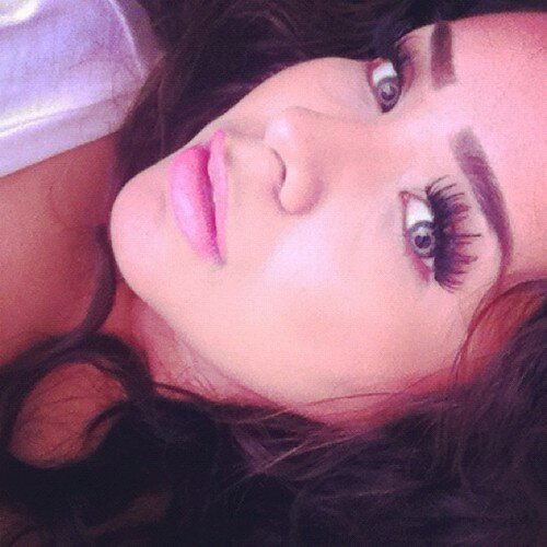 SteffieHrihorov's profile picture. Right now at this very minute, someone wants to tell you how much they care.