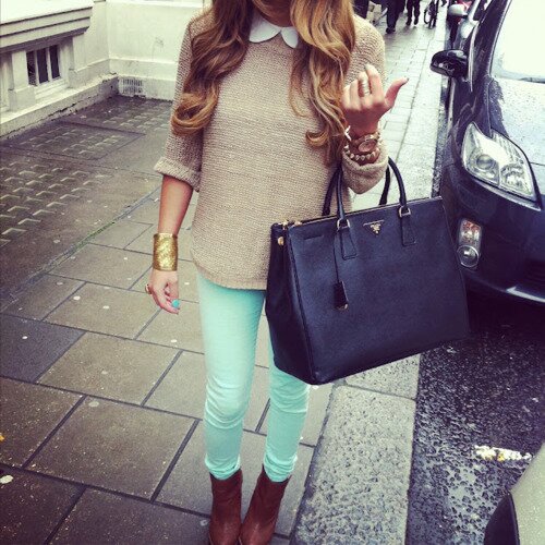 MichalSidebotto's profile picture. She want a hug. Not just a normal hug, one of those tight hugs that take her breath away, give her butterflies, & make her smile like crazy.