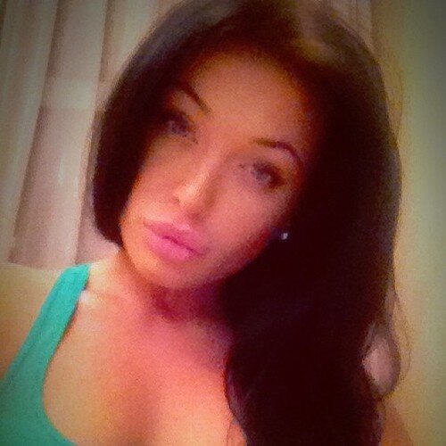 SadellaLeadhous's profile picture. When I talk to you, the rest of the world disappears.