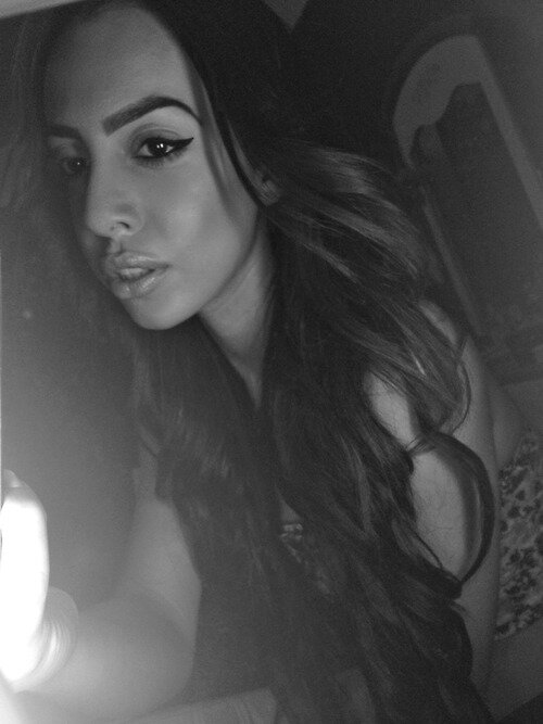 AlaineCaesman's profile picture. Love comes to those who wait for it, trust it and don't question it when it does finally come.