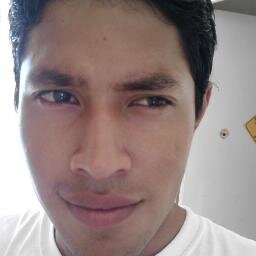 Amo de casa, leñador de medio tiempo, estudiante médico.