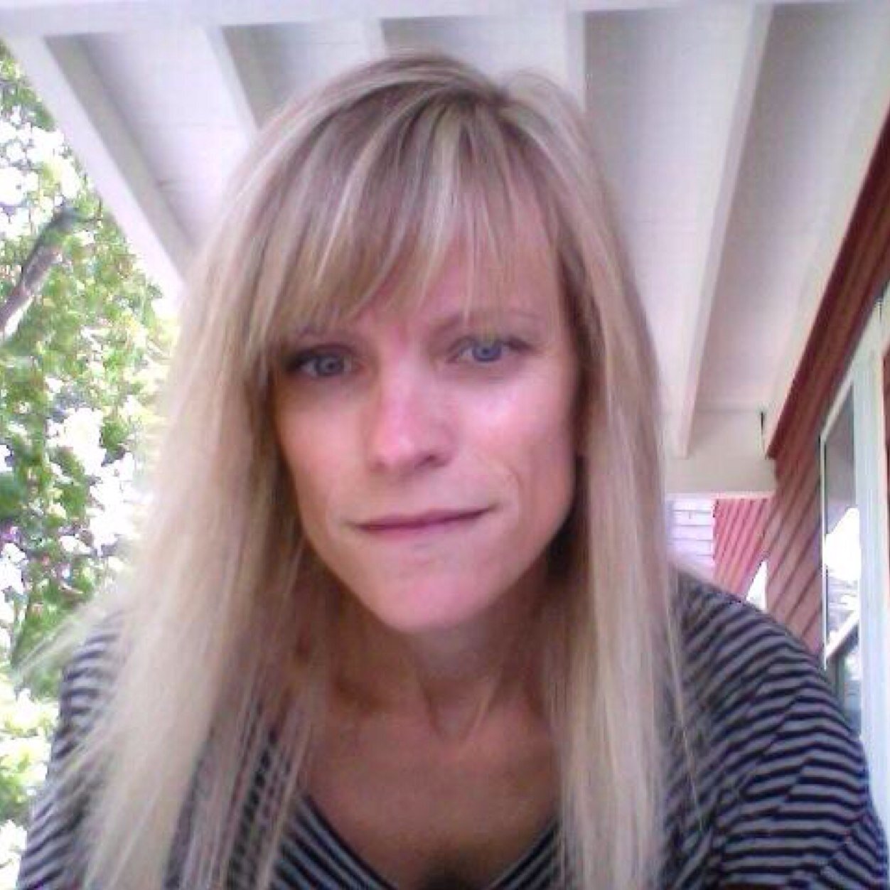 I sew, I knit, I raise 3 kids, I teach math, I procrastinate, I dance, I watch Boston sports. Not necessarily in that order. Coffee addict.