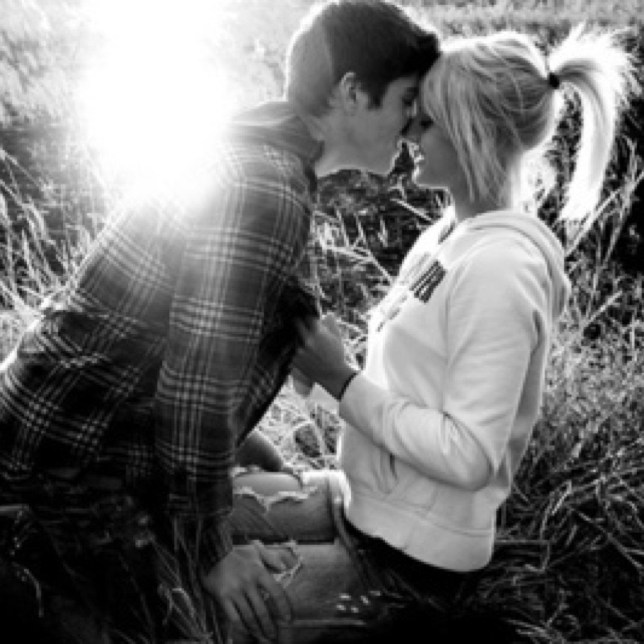 Sweet confessions. Anonymous or no. Share sweet things you do for each other. 
| Short, tan, blonde hair | Taken | Big Colts fan | Southern girl |