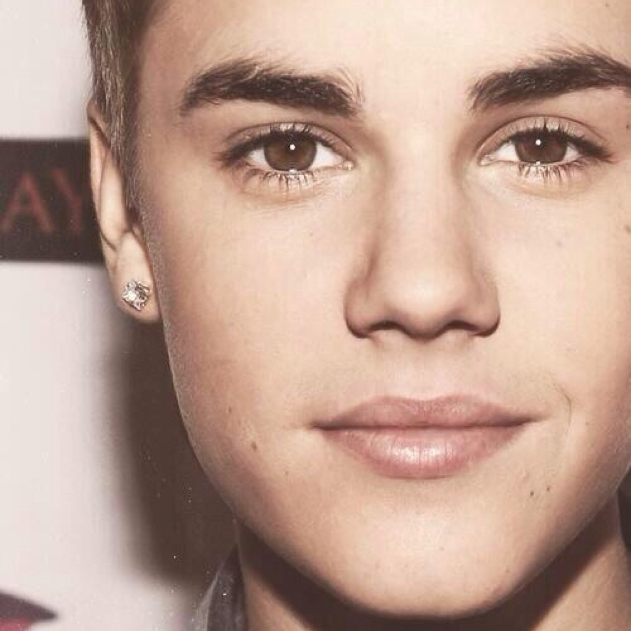 F o l l o w b a c k , N e v e r S a y N e v e r . F o l l o w y o u r d r e a m s & B e l i e v e .